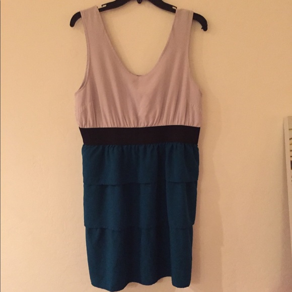 Mossimo one piece dress, like new condition 👗 - Picture 7 of 7